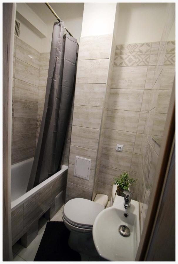 Color 24 Apartament II 斯塔洛瓦沃拉 外观 照片